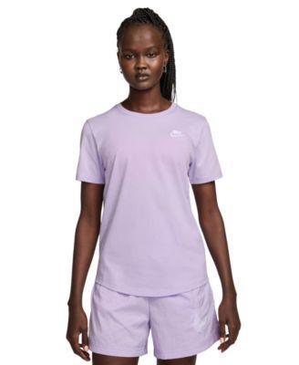 Women's Nike Sportswear Club Essentials Tee, Size: XS, Black Product Image
