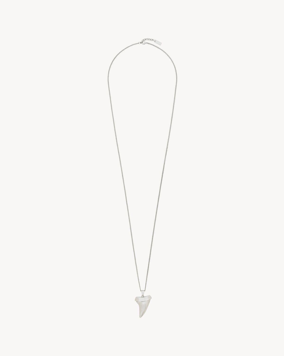 shark tooth necklace in metal Product Image