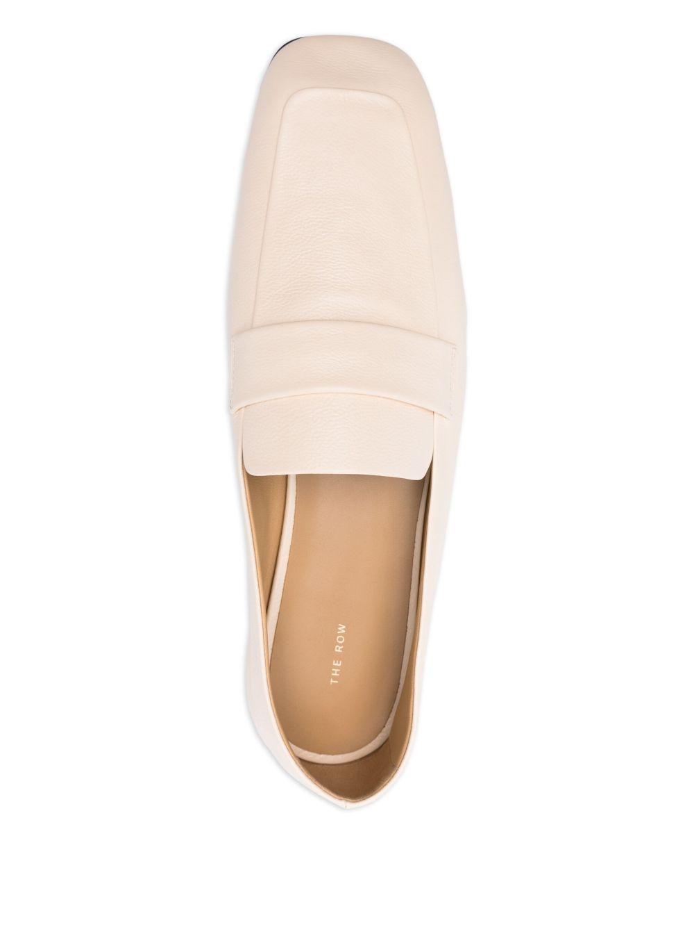 square-toe loafers Product Image