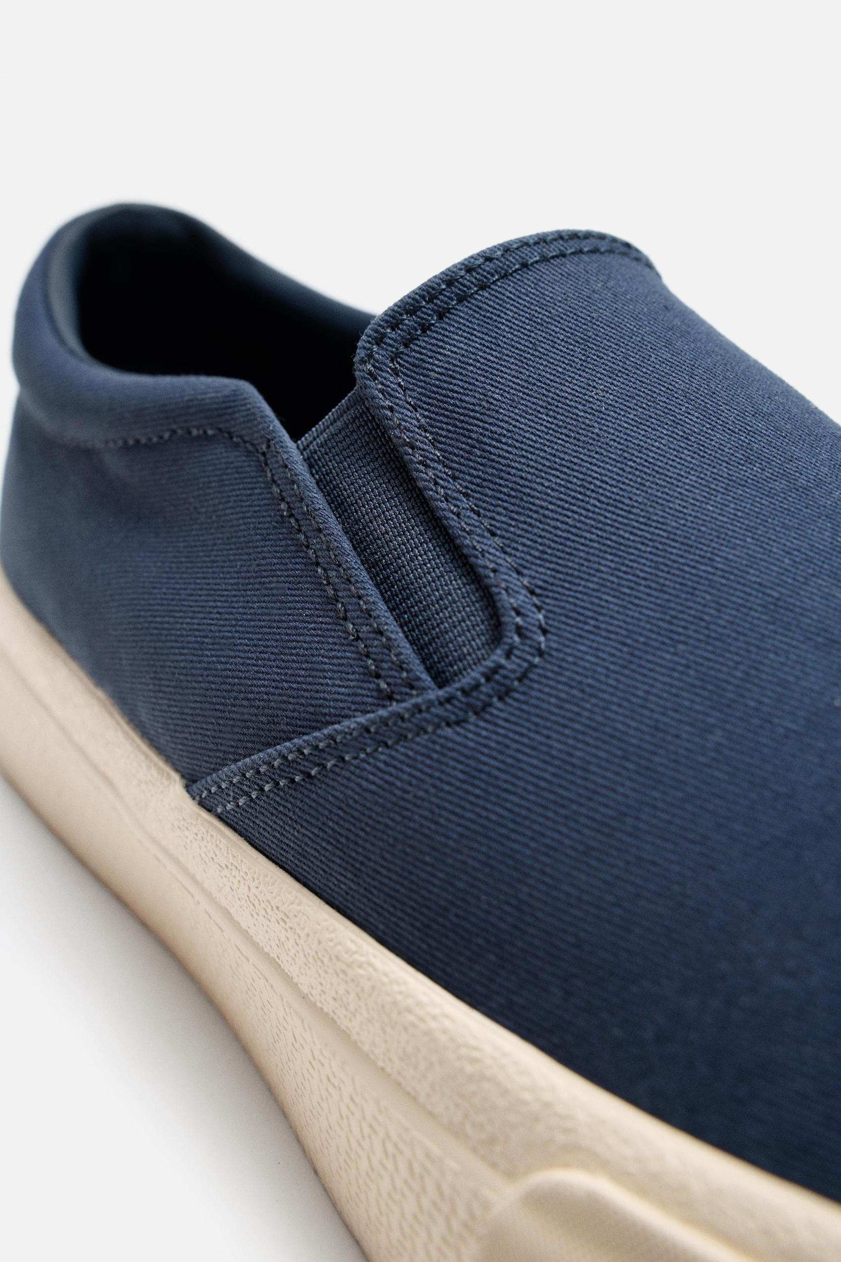 FABRIC LACELESS SNEAKERS Product Image
