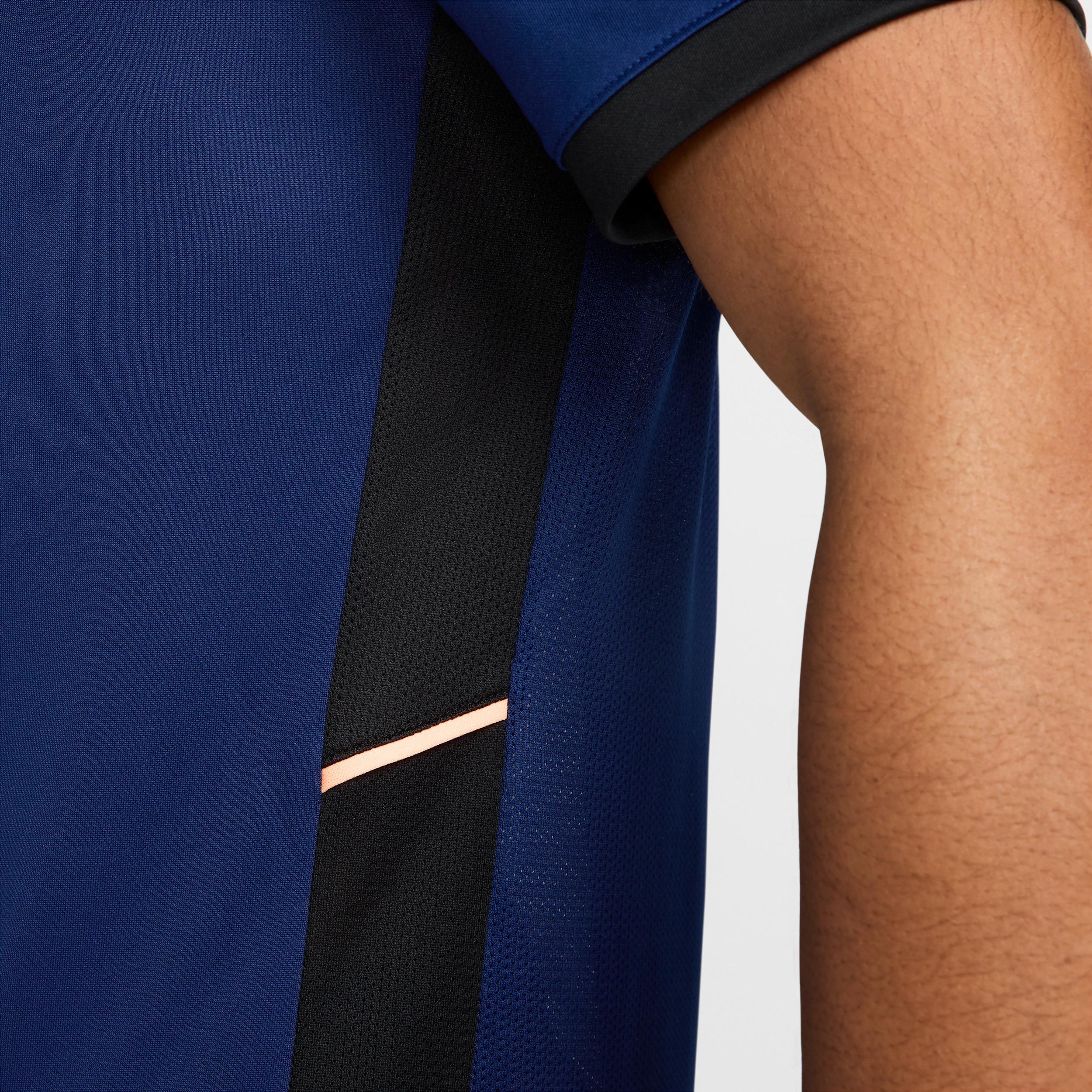 Nike Academy Men's Dri-FIT Short-Sleeve Soccer Top Product Image