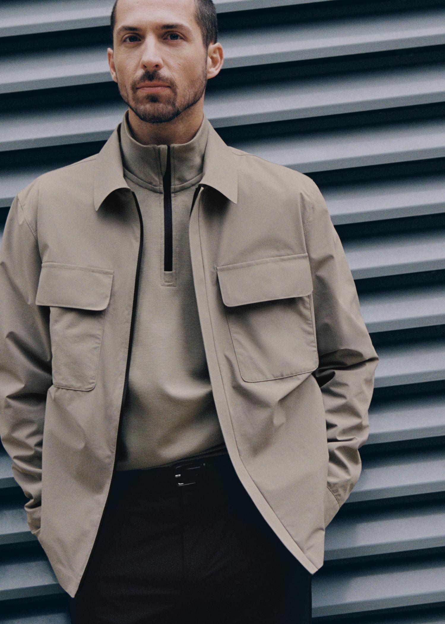 COOLMAX® zip-up sweatshirt - Men | MANGO USA Product Image
