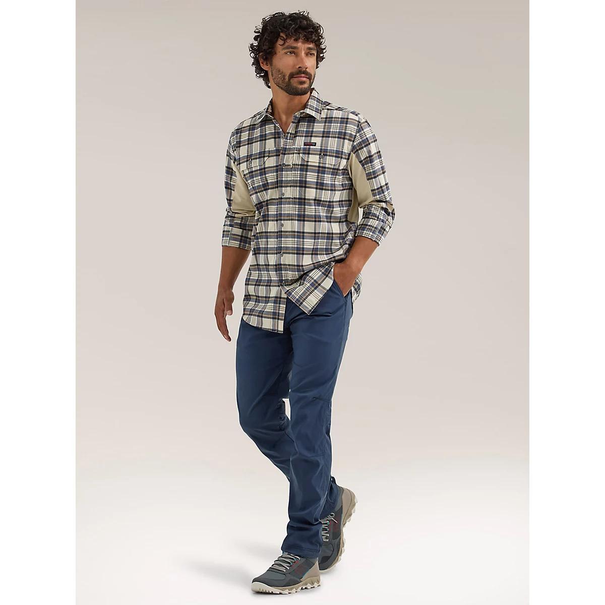 Wrangler ATG™ Men's Wyoming Trail Jogger in Caviar Product Image