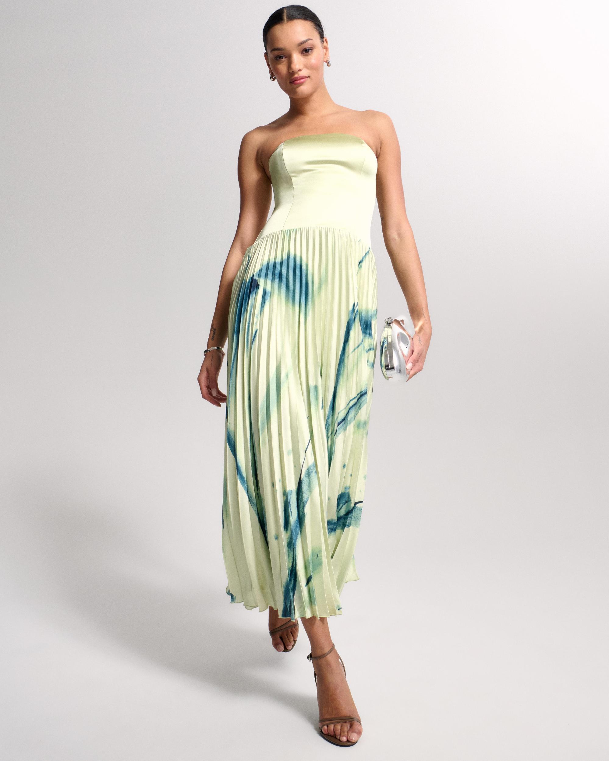 The A&F Giselle Drop-Waist Maxi Dress Product Image