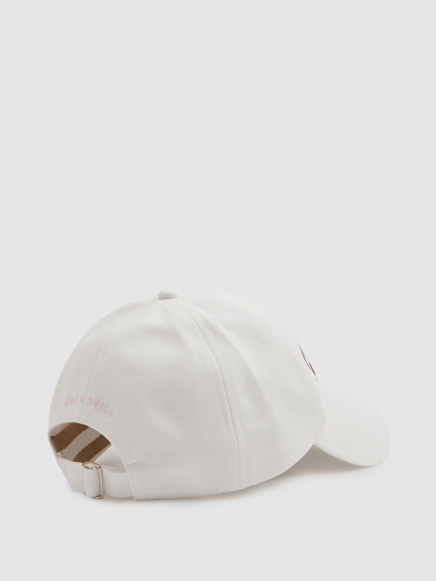 Bacio White Ché Embroidered Motif Baseball Cap Product Image