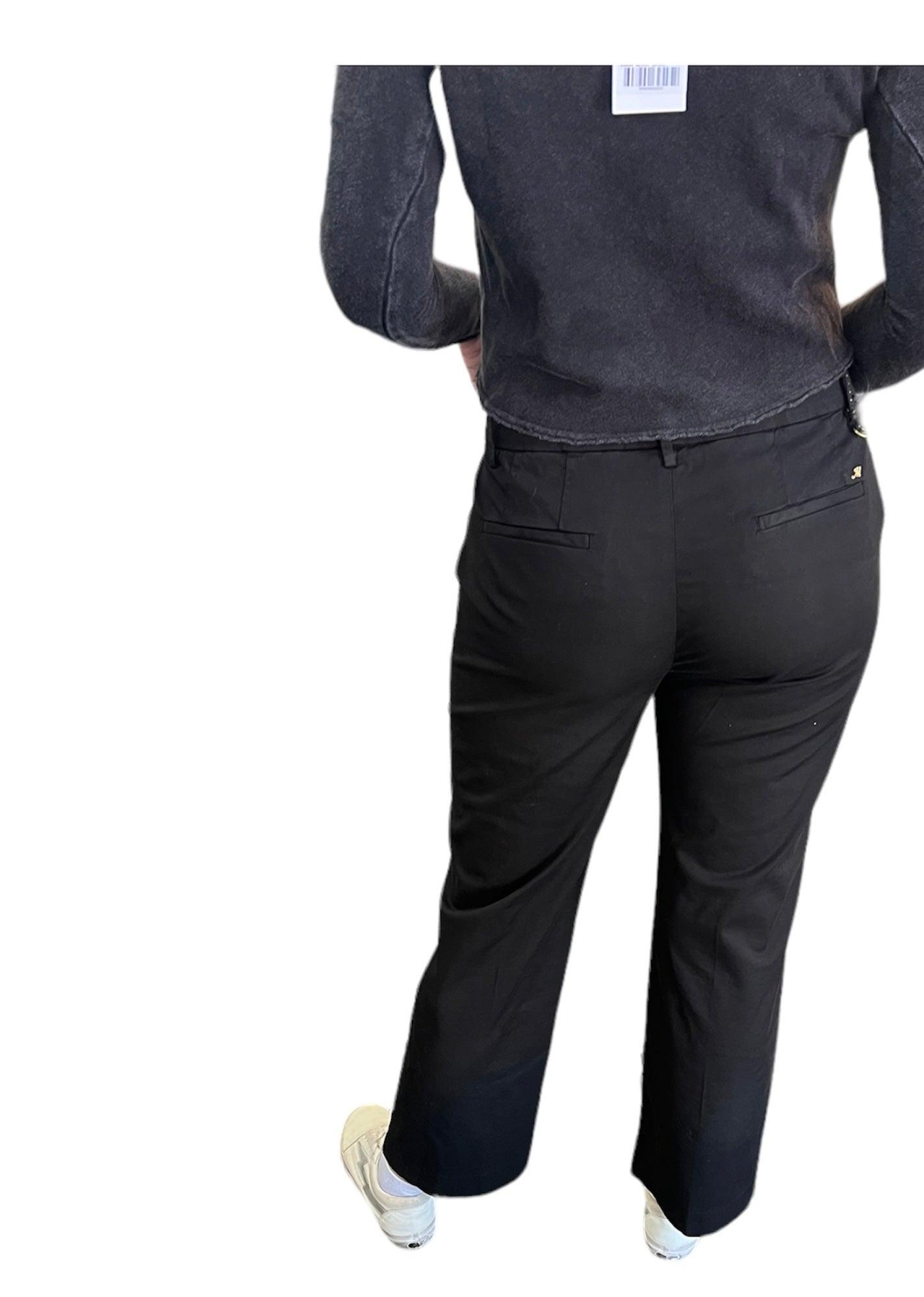 New York Cropped Chino Pants Female Product Image