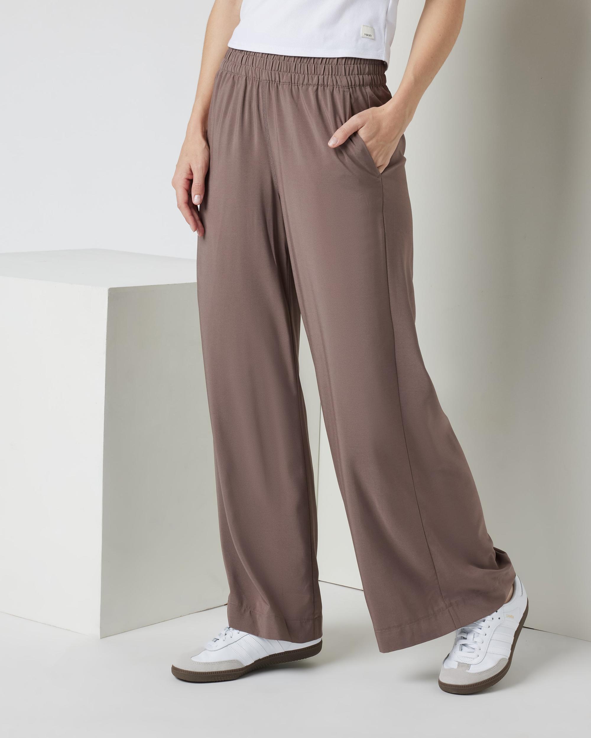 Villa Wideleg Pant - Short Product Image