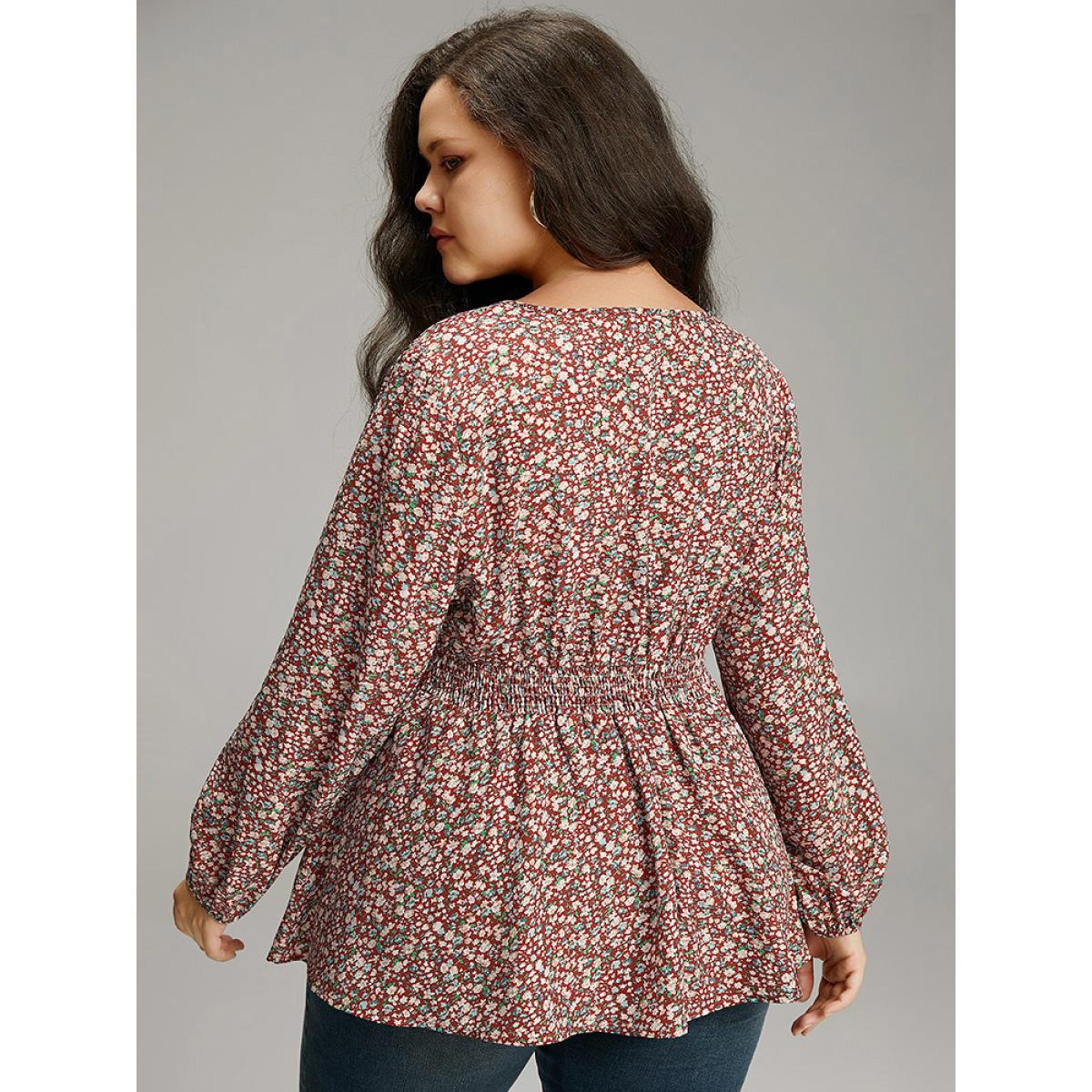 Plus Size Scarlet Ditsy Floral Lantern Sleeve Shirred Blouse Women Elegant Long Sleeve V-neck Dailywear Blouses BloomChic 28/5X Product Image