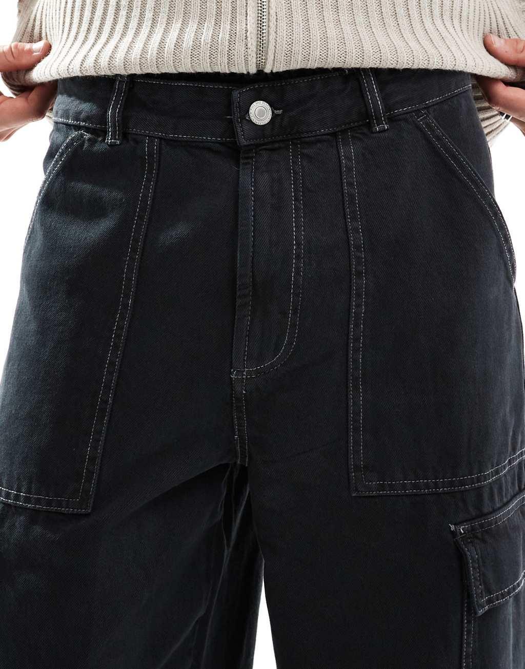 Pull&Bear contrast stitch wide leg cargo in black Product Image