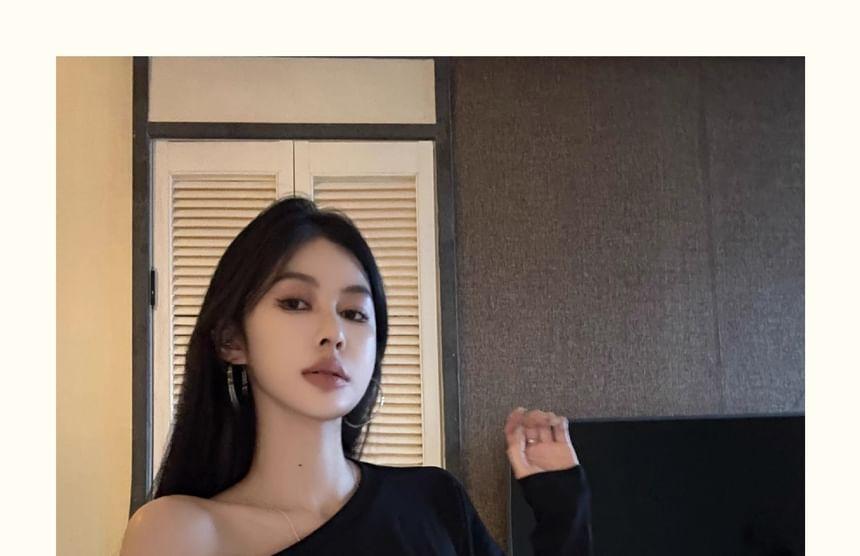 Long Sleeve Cold-Shoulder Lettering Rhinestone Mini Bodycon Dress Product Image
