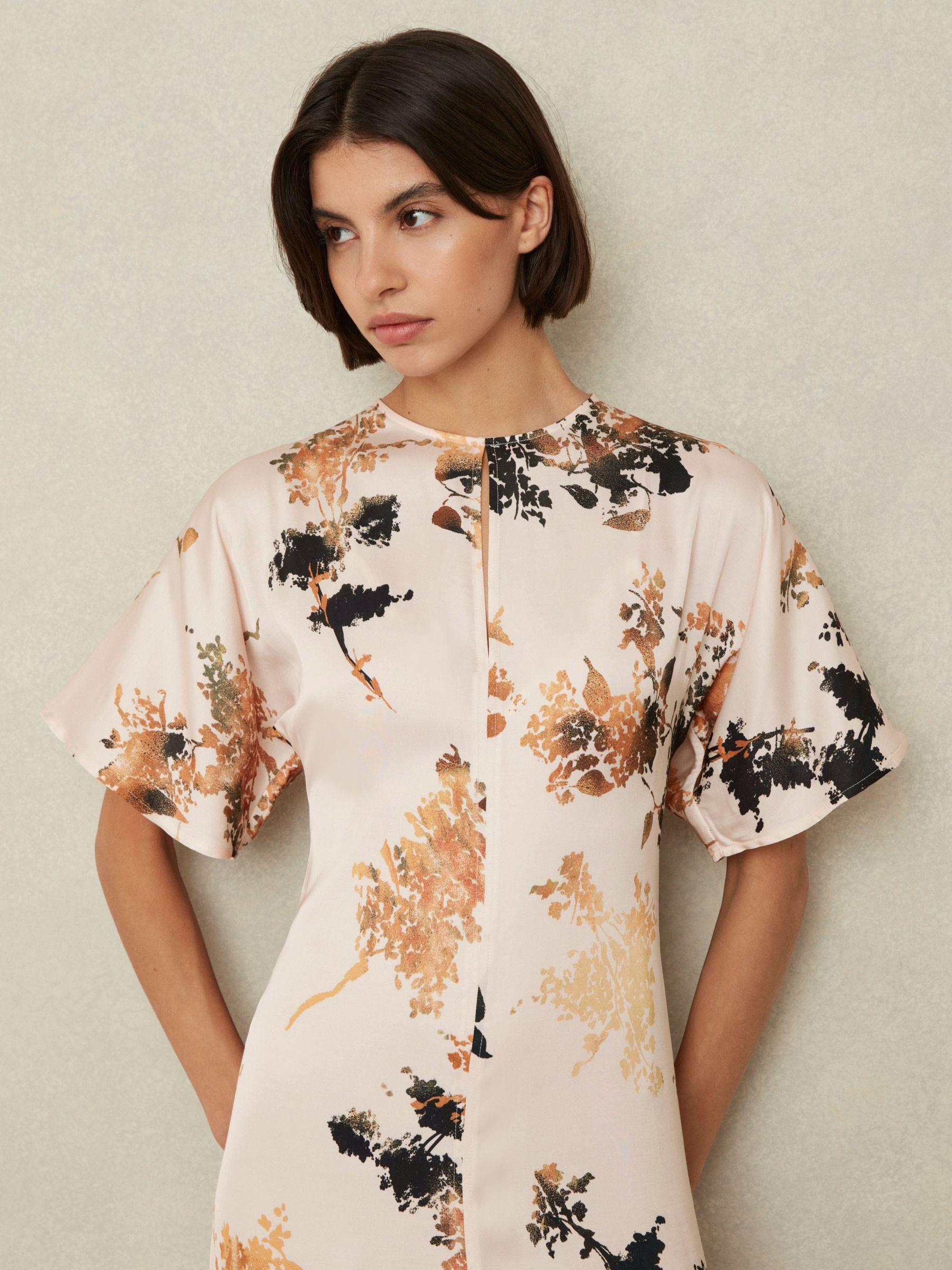 Chrissy Pale Pink Floral Print Midi Dress Product Image