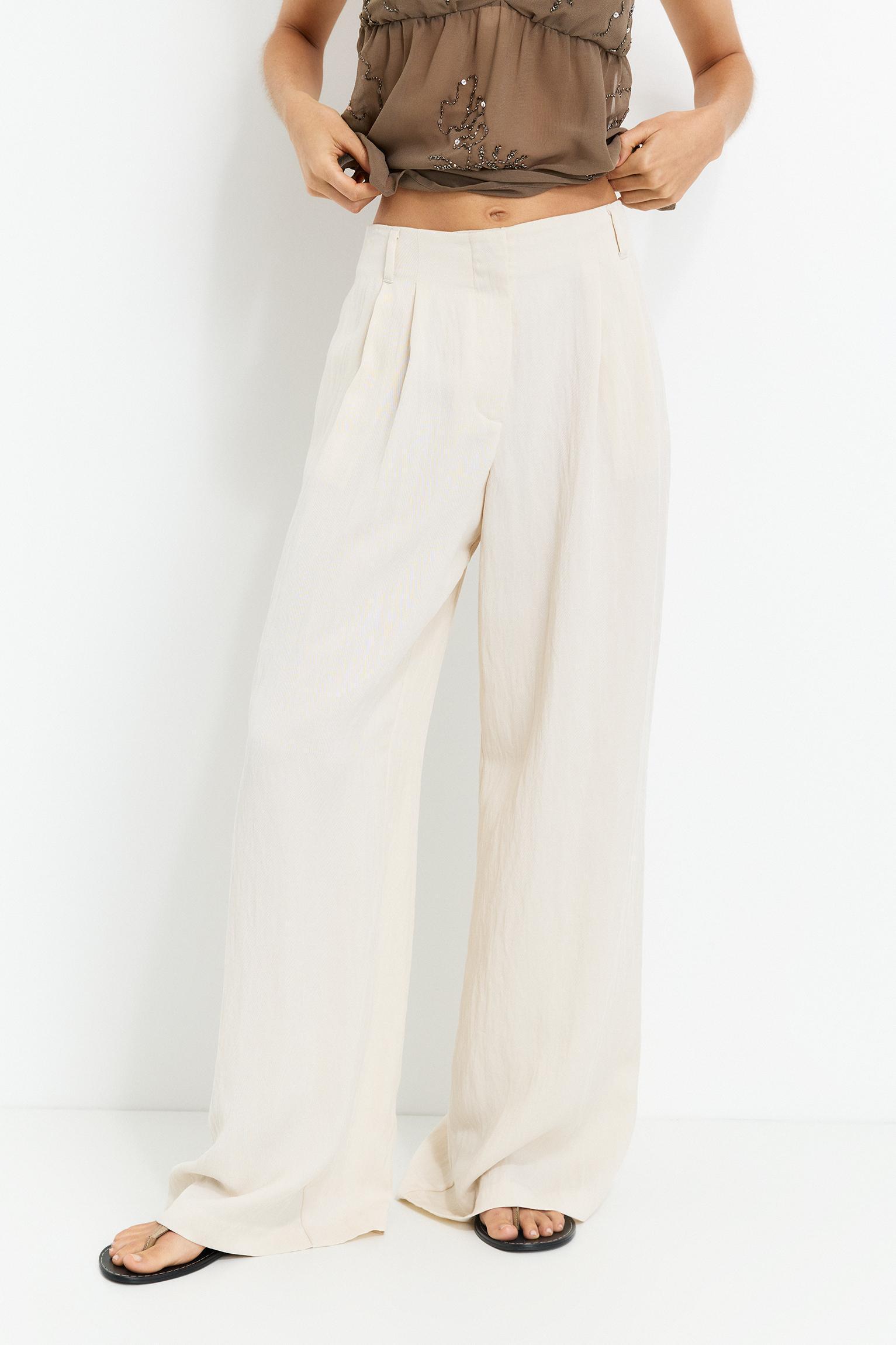 Darted smart pants Product Image