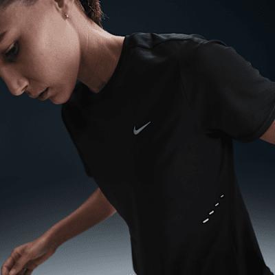 Nike Women's Swift Dri-FIT Short-Sleeve Running Top Product Image
