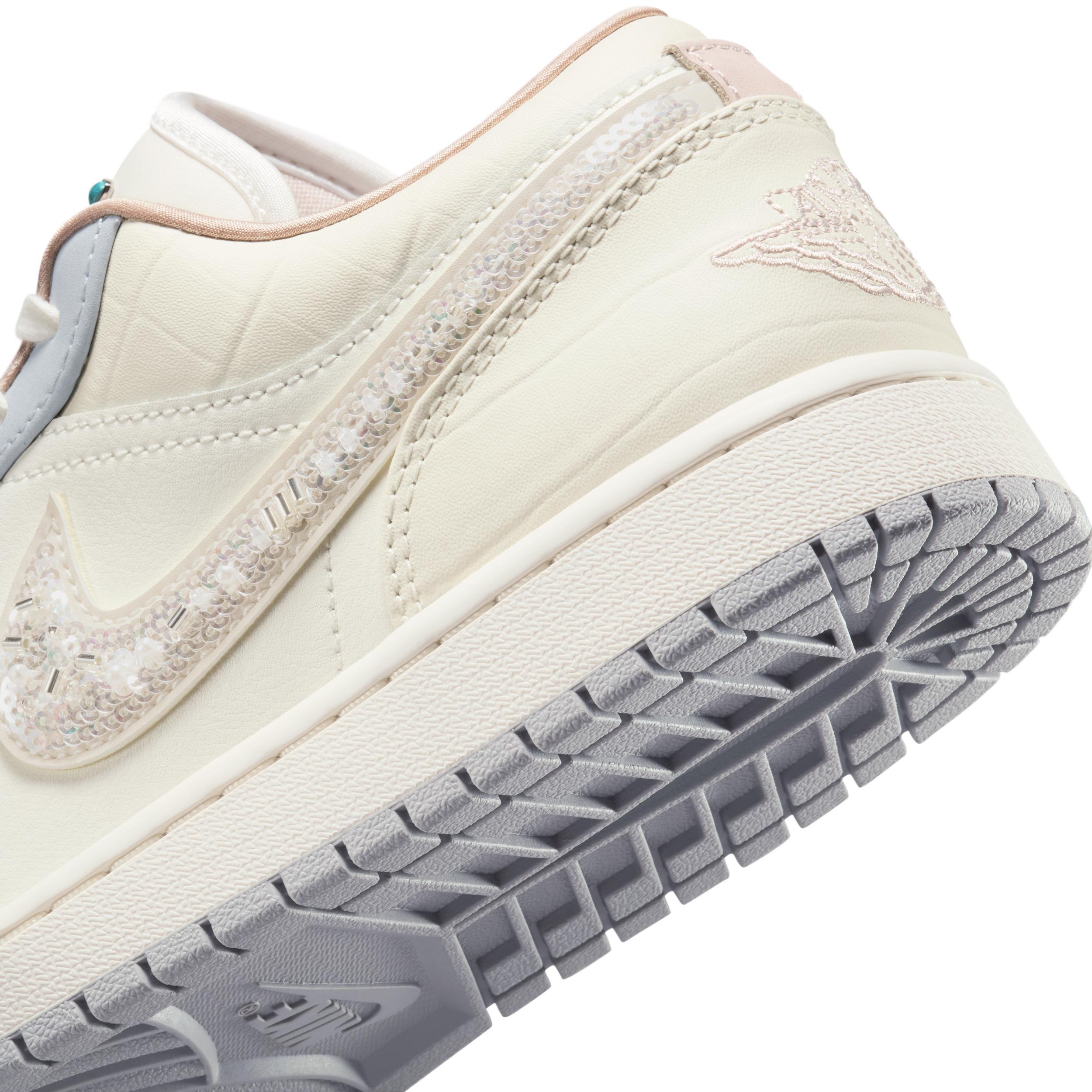 Women's Air Jordan 1 Low Shoes Product Image