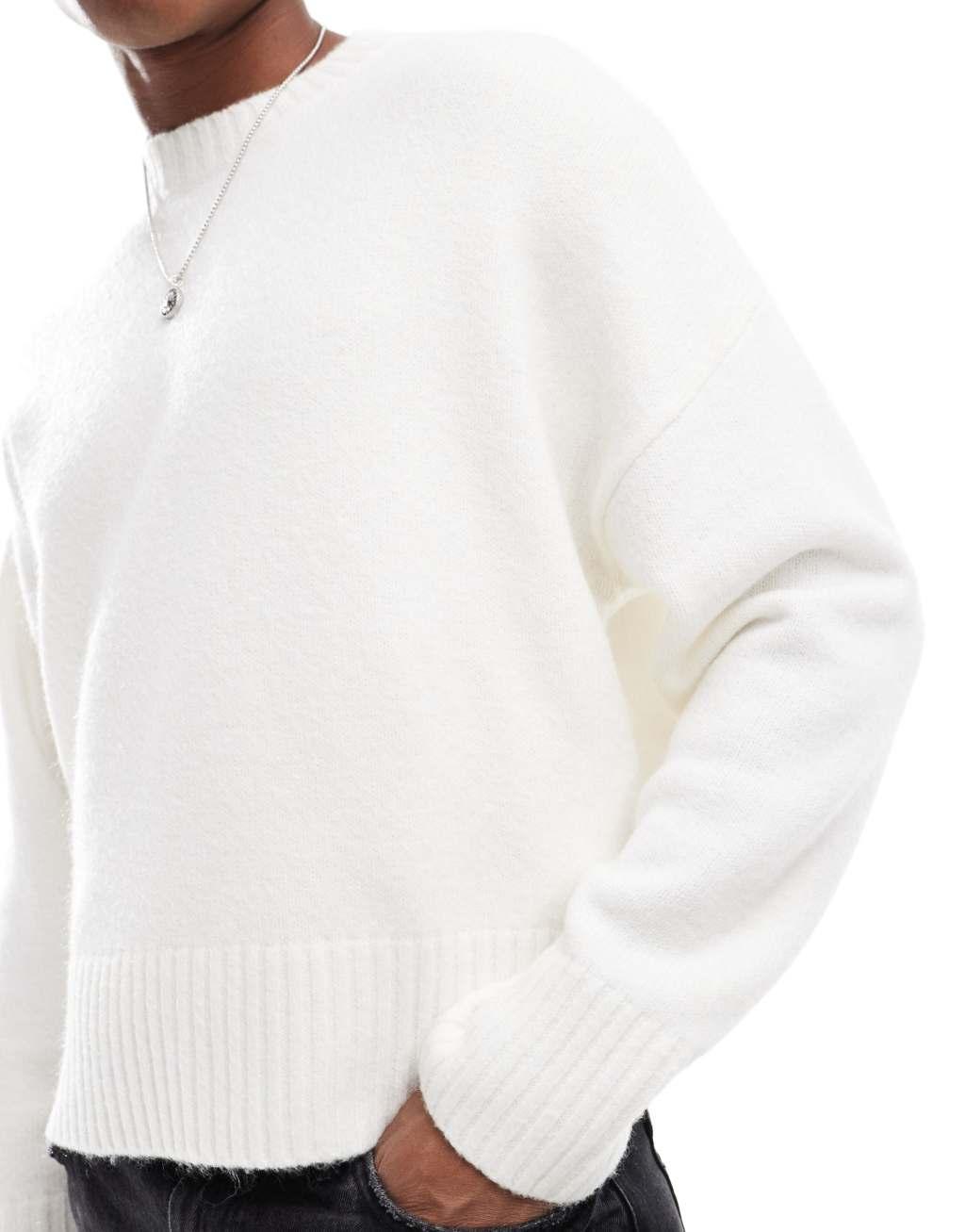 Bershka heavy knit sweater in white Product Image