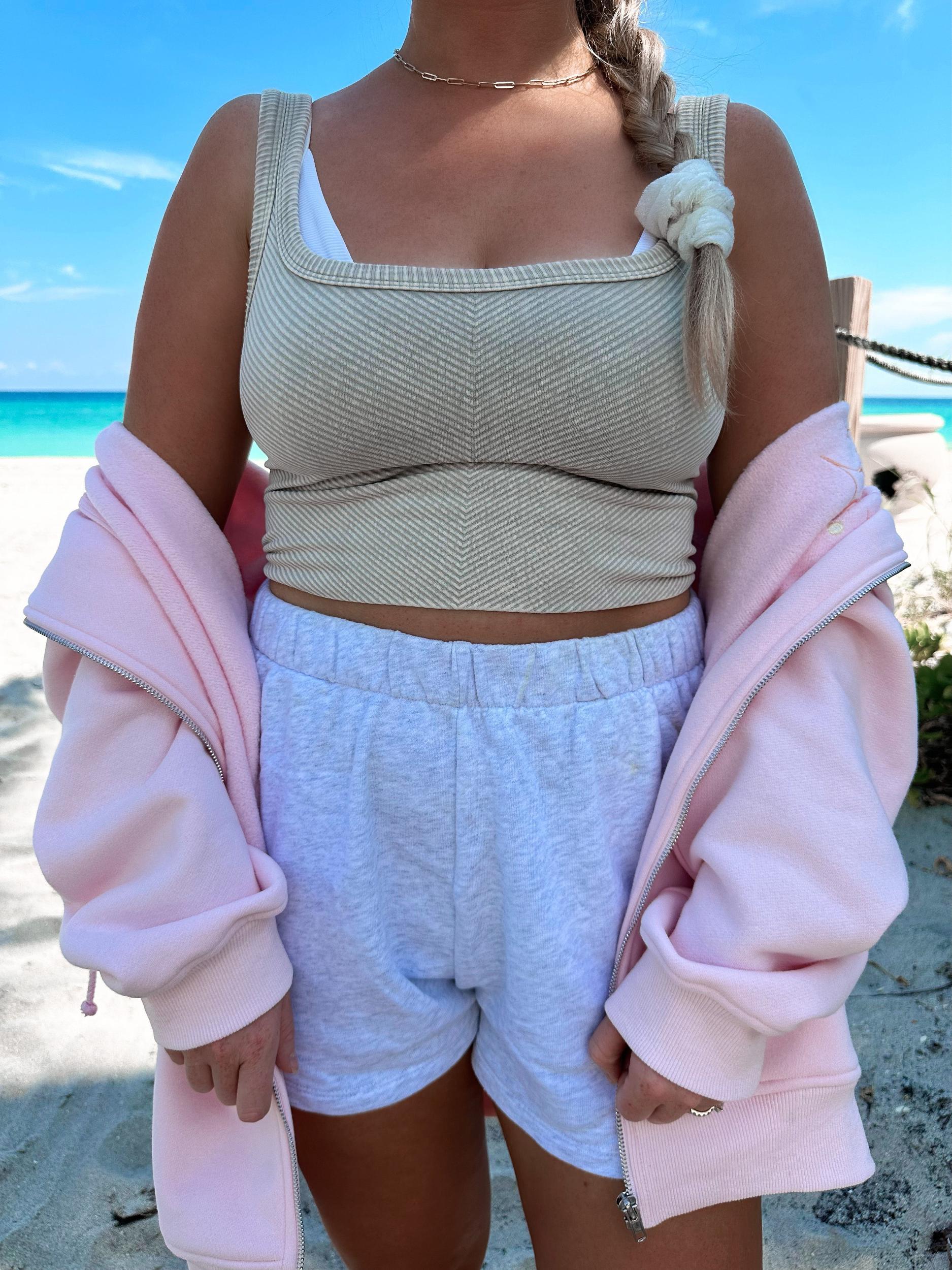 Viral Everyday Tanktop Product Image