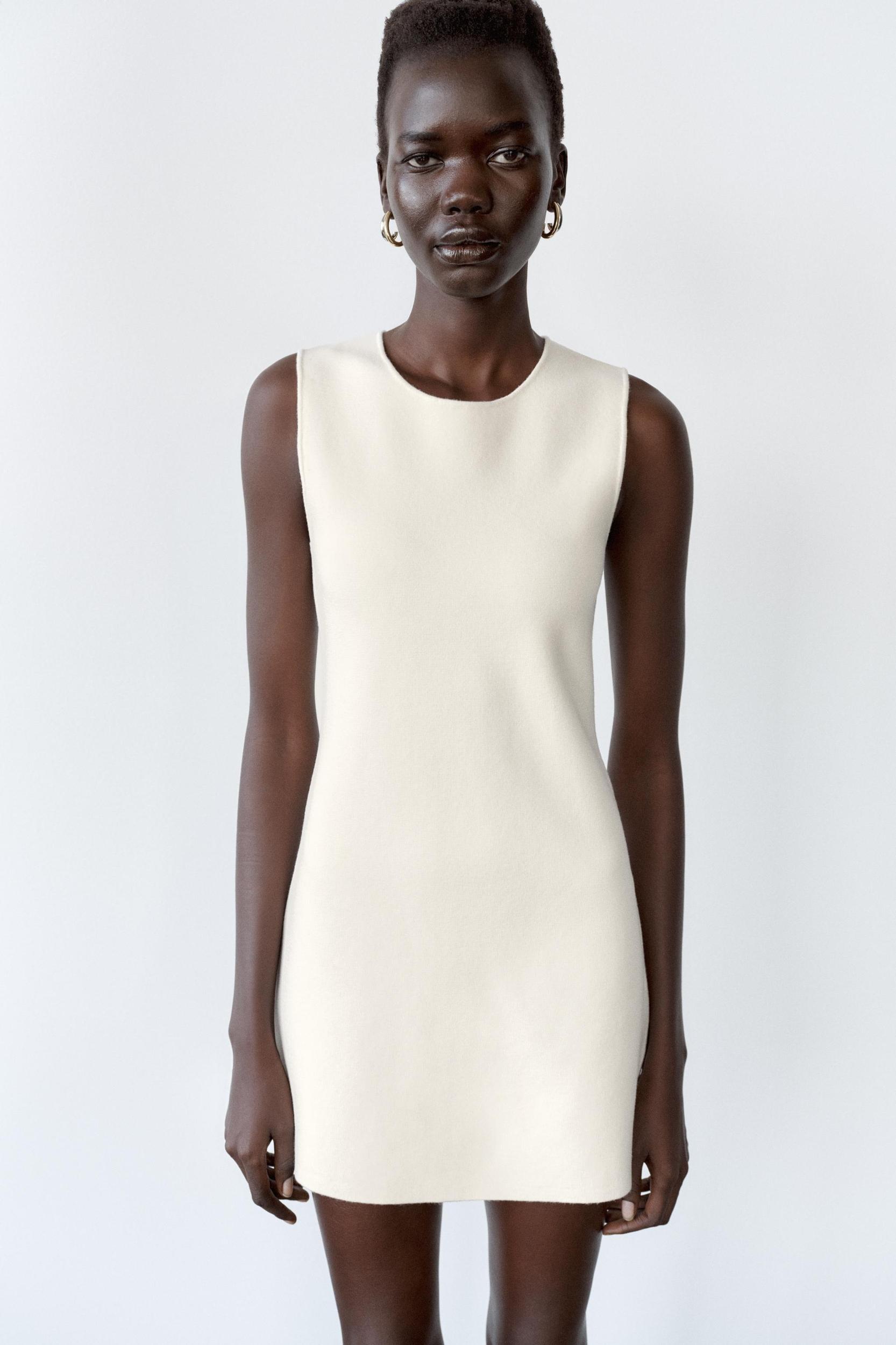 SHORT PLAIN KNIT DRESS Product Image