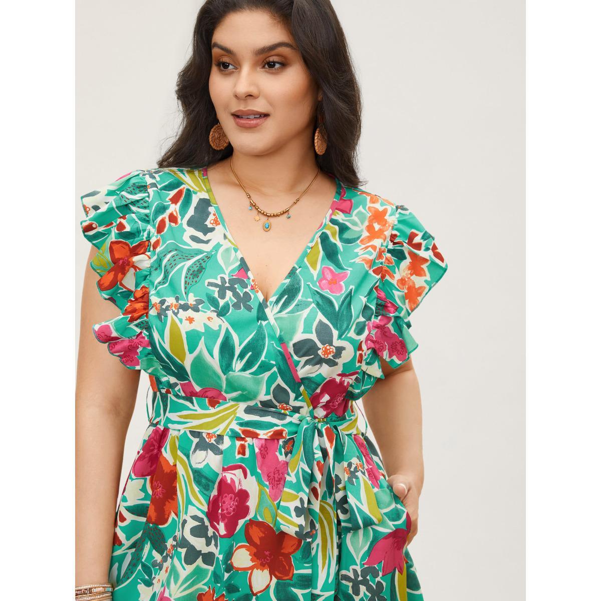 Plus Size Floral Wrap Patchwork Ruffle Cap Sleeve Dress Emerald Women Resort Belted V-neck Cap Sleeve Curvy BloomChic 10/M Product Image