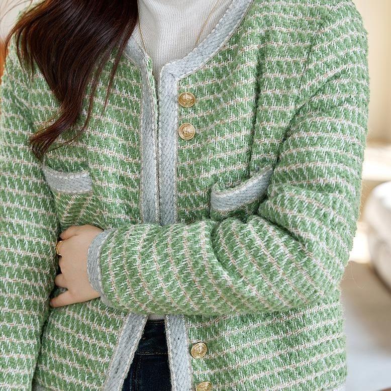 Round Neck Patterned Cropped Tweed Button Jacket Product Image