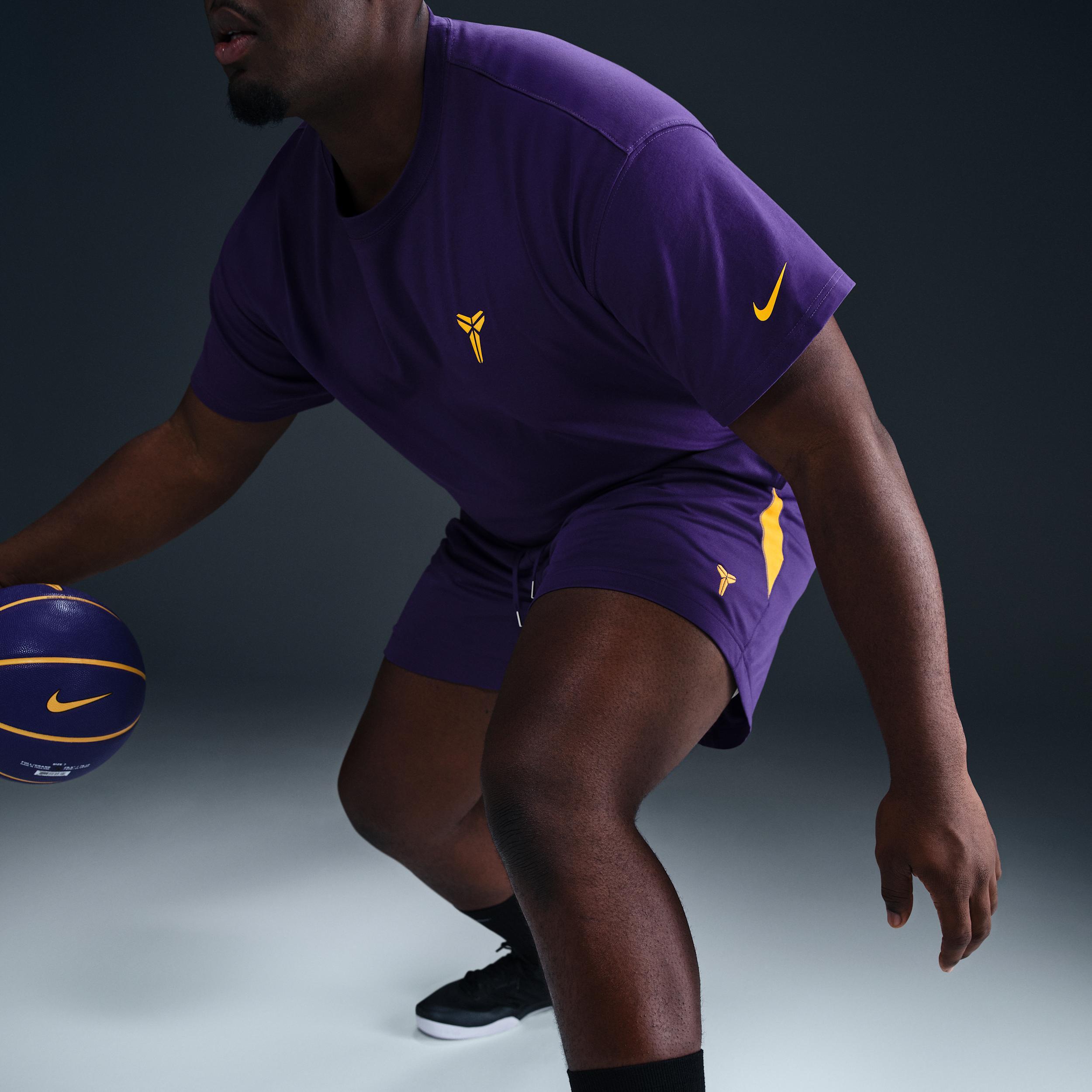Nike Men's Kobe Dri-FIT 6" Basketball Shorts Product Image