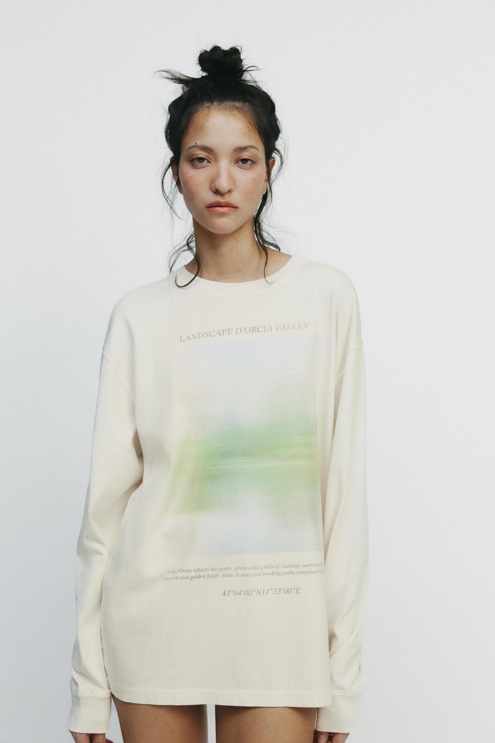 LANDSCAPE TEXT T-SHIRT Product Image
