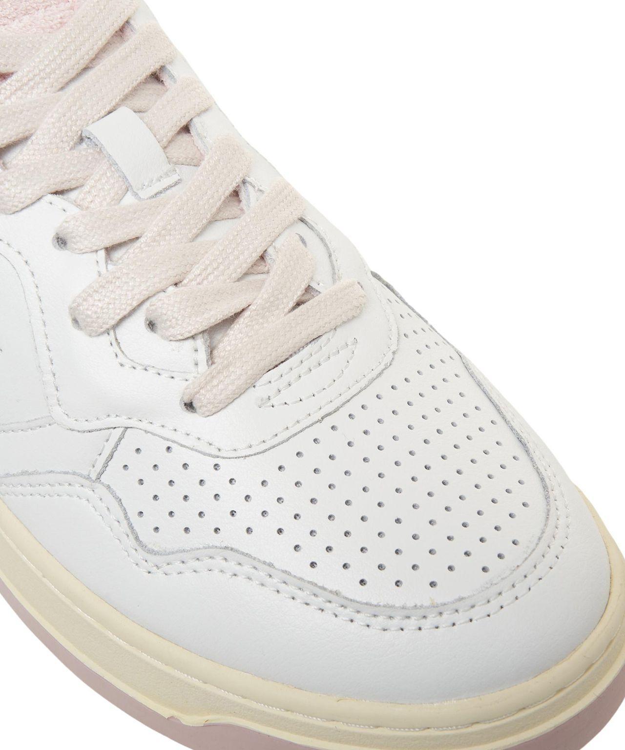 Sneakers 'Medalist Low' Product Image