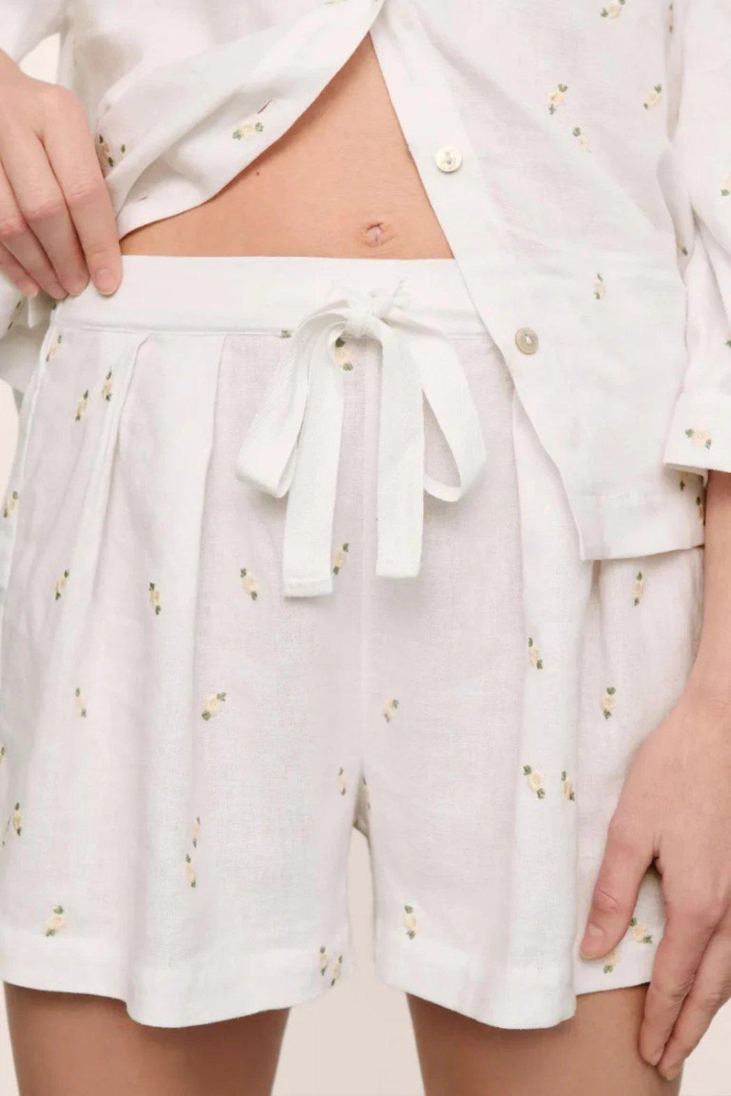Linen Blend Relaxed Short Product Image