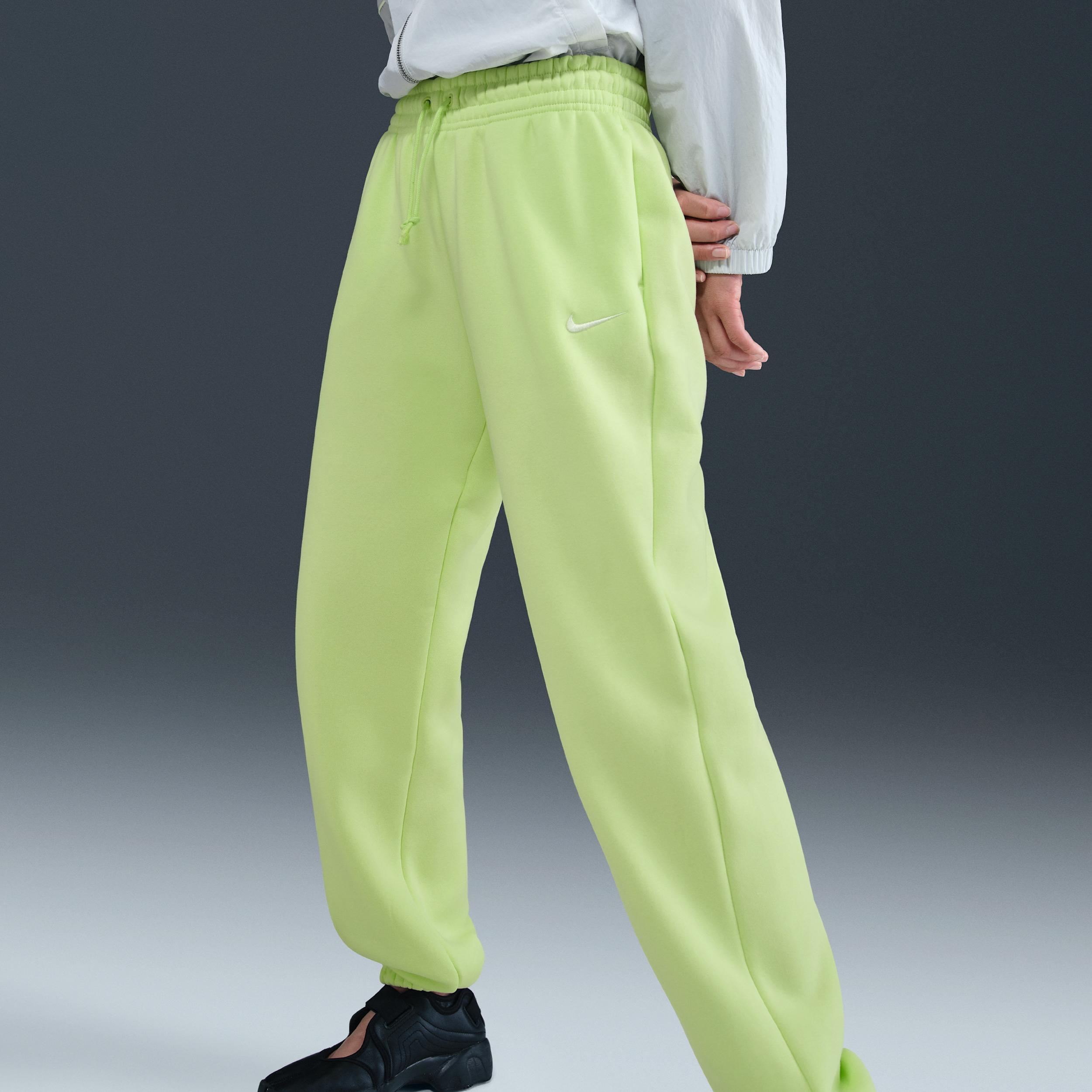 Women's Nike Sportswear Phoenix Fleece High-Waisted Oversized Sweatpants Product Image