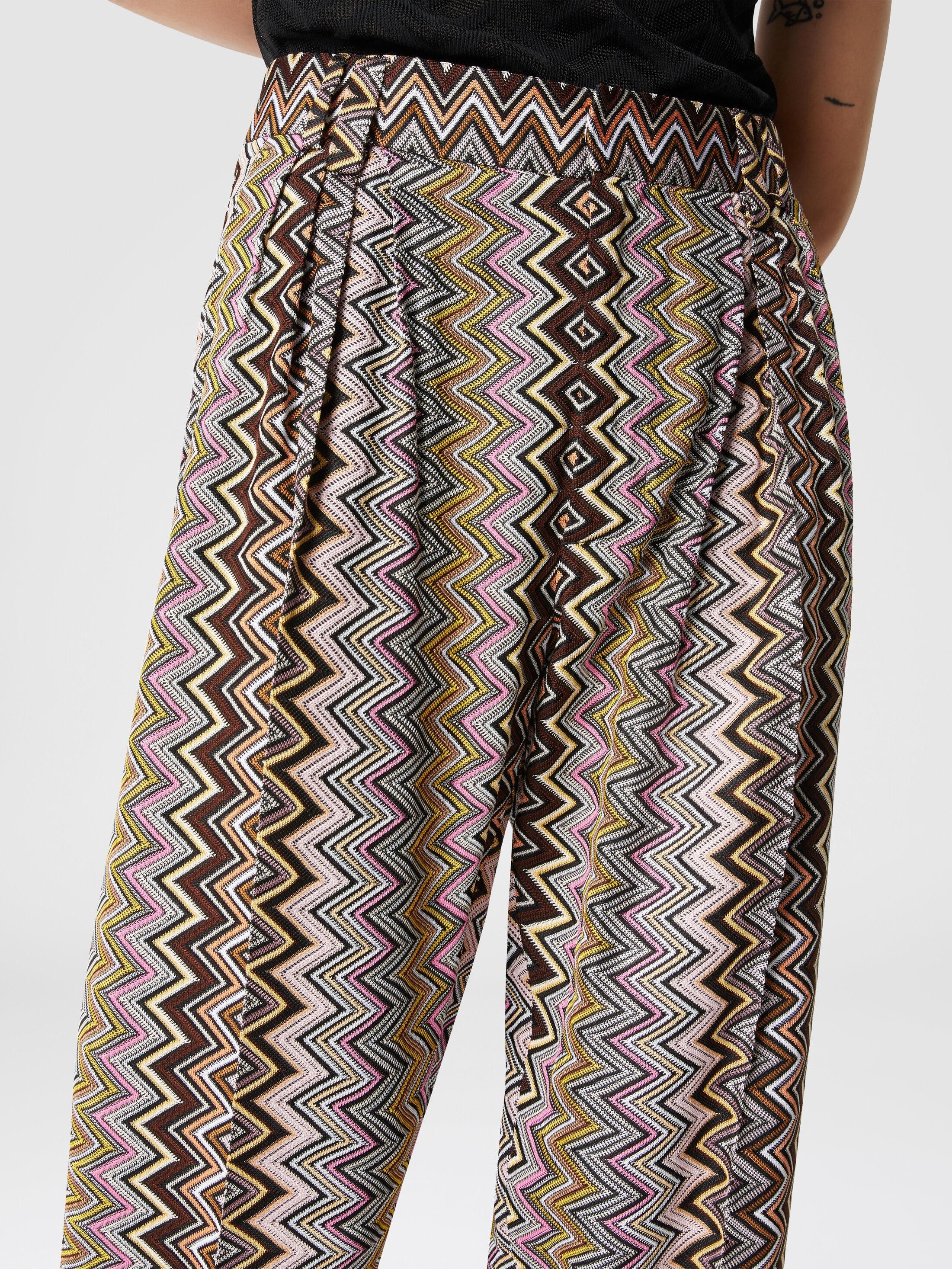 Zig zag viscose trousers with pleats Product Image