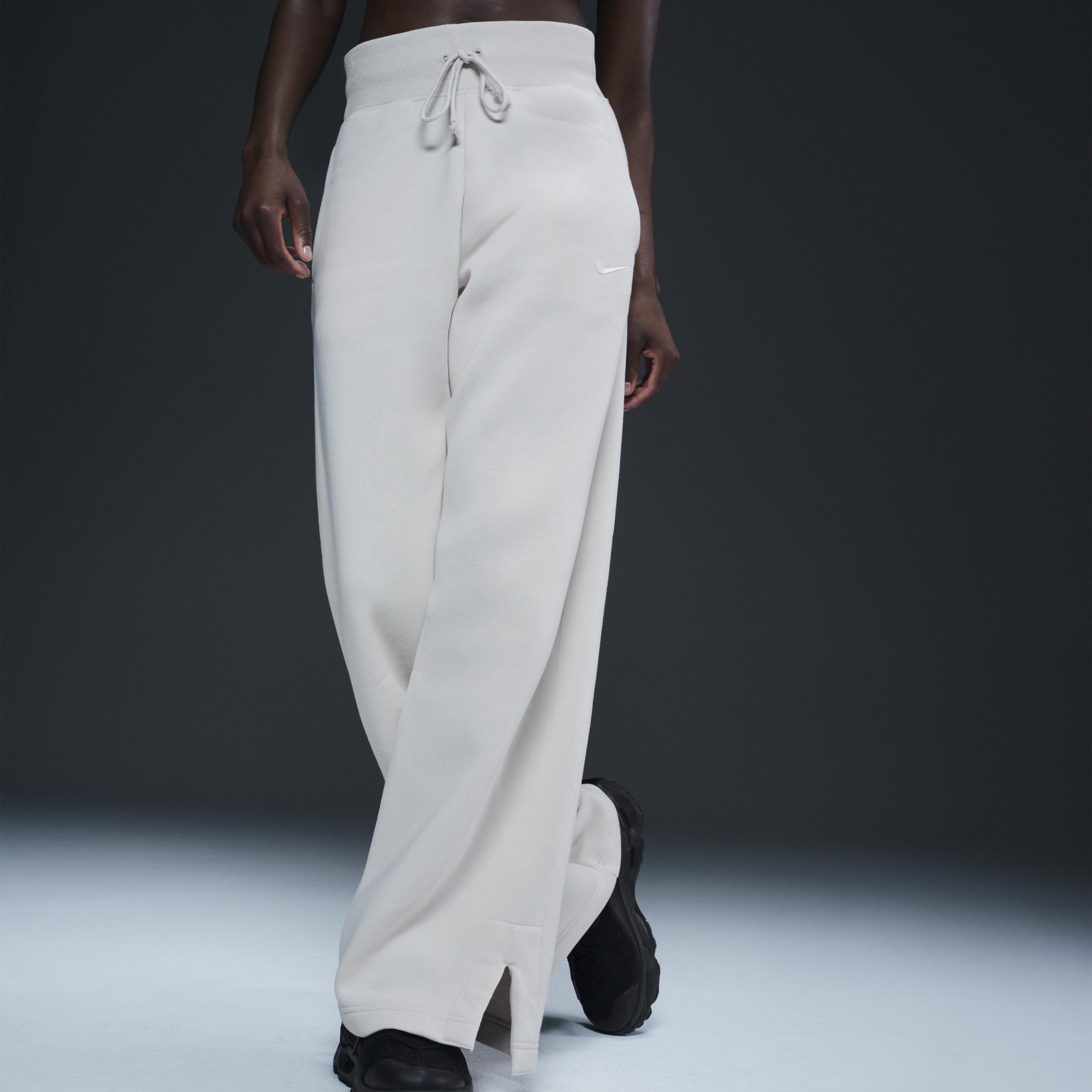 Women's Nike Sportswear Phoenix Fleece High-Waisted Wide-Leg Sweatpants Product Image