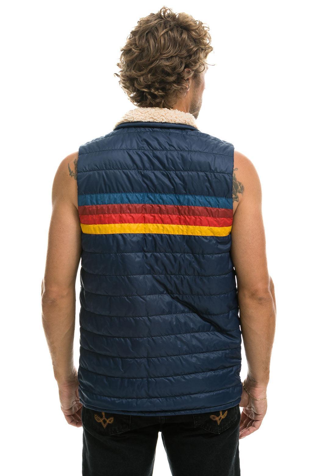 MEN'S 4 STRIPE VEST SHERPA - NAVY Male Product Image