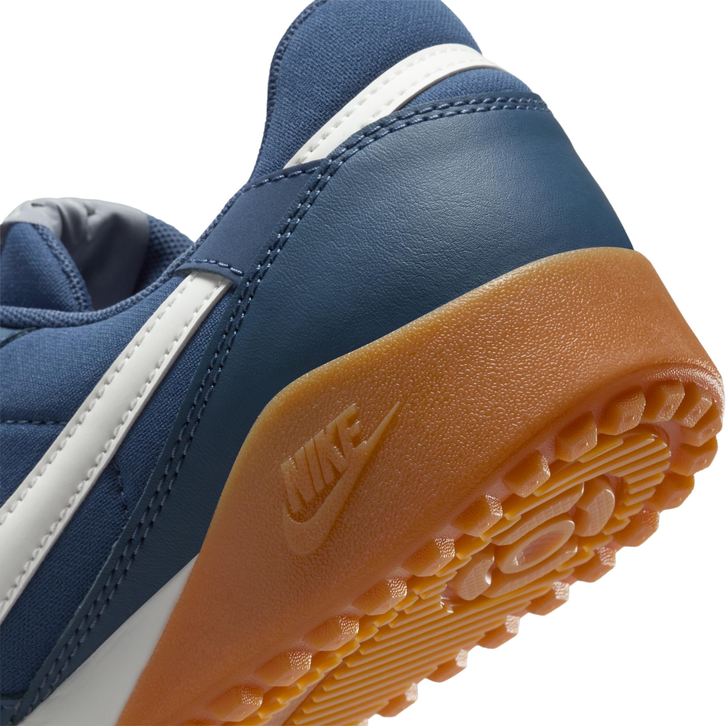 Nike Women's Terra Manta Shoes Product Image