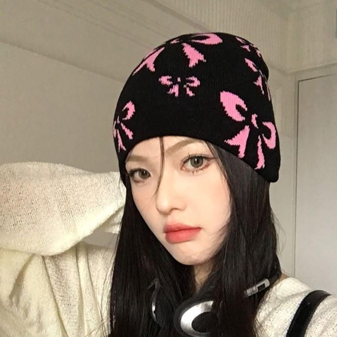Bow Knit Beanie Product Image