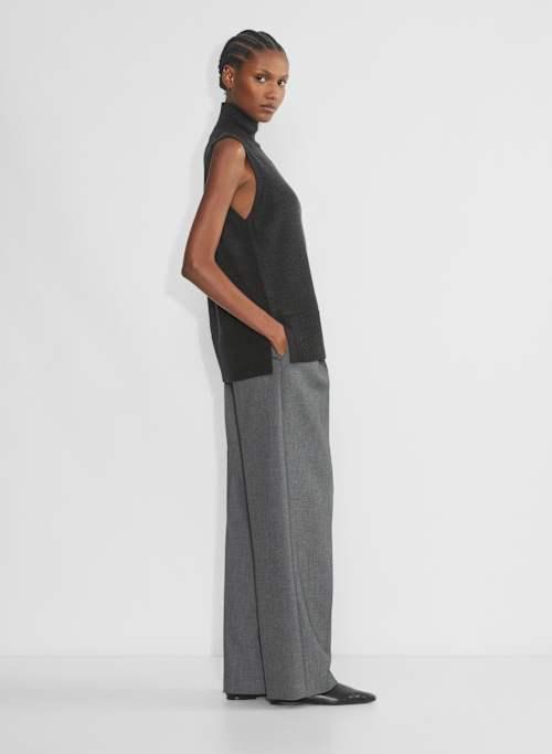 ZIP UP VEST R Product Image