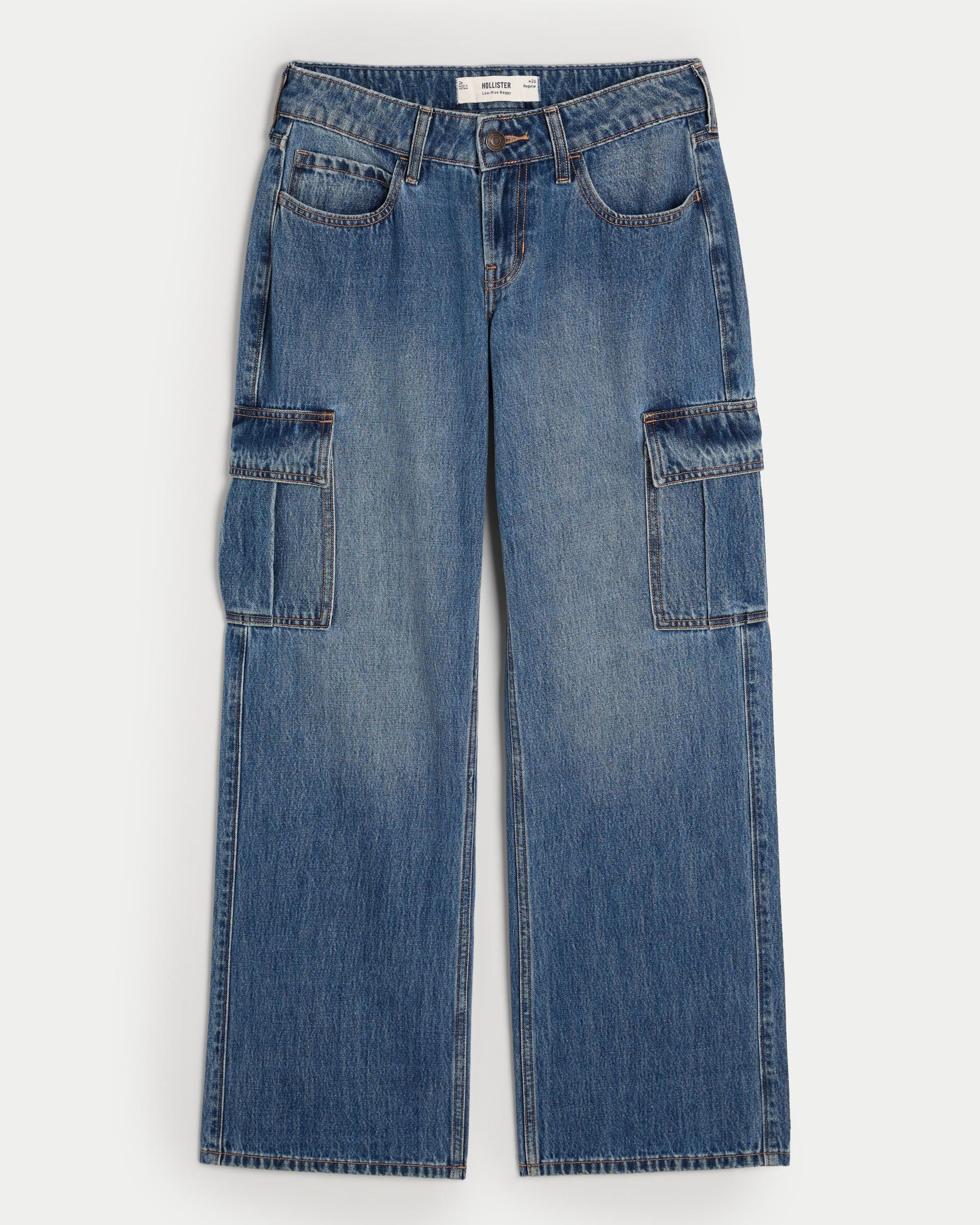 Low-Rise Medium Wash Cargo Baggy Jeans Product Image