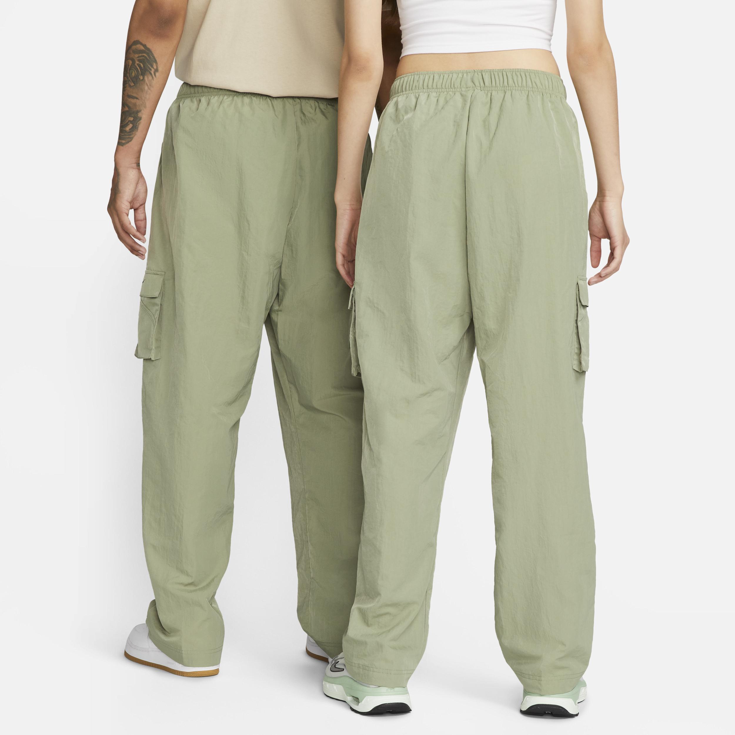 Nike Sportswear Essential Women's High-Rise Woven Cargo Pants Product Image