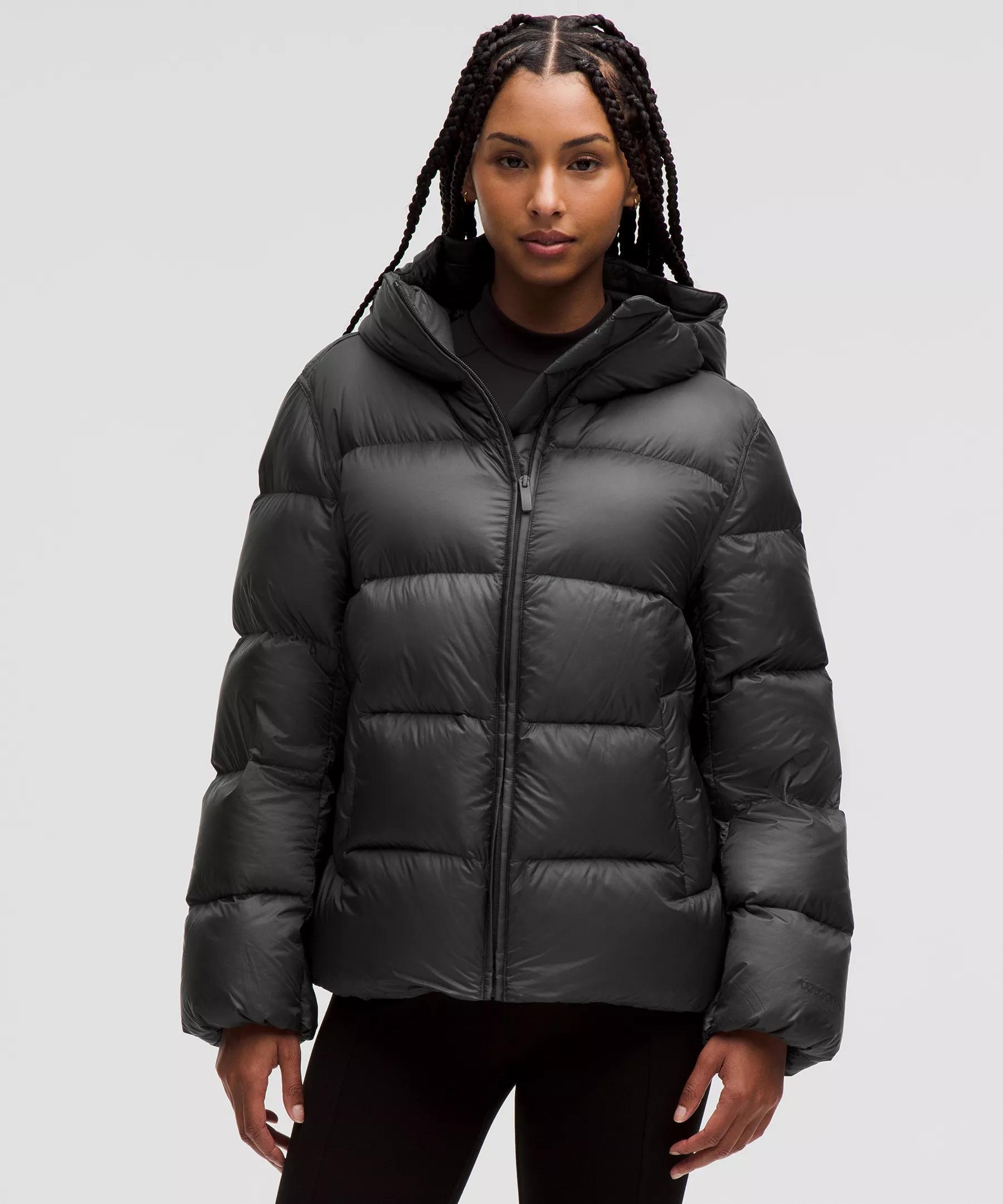 Featherweight 900-Down-Fill Puffer Jacket Product Image