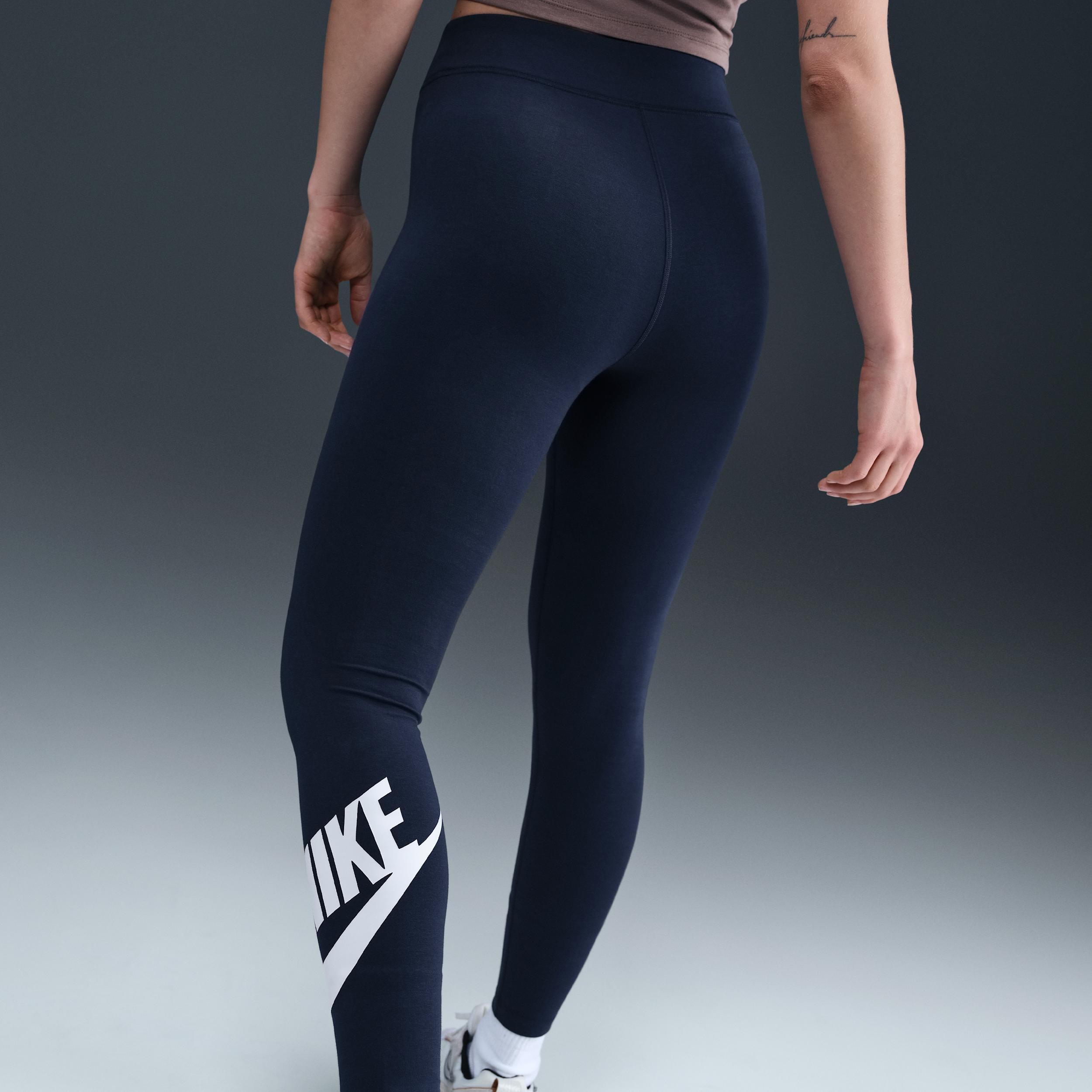 Women's Nike Sportswear Classics High-Waisted Graphic Leggings Product Image