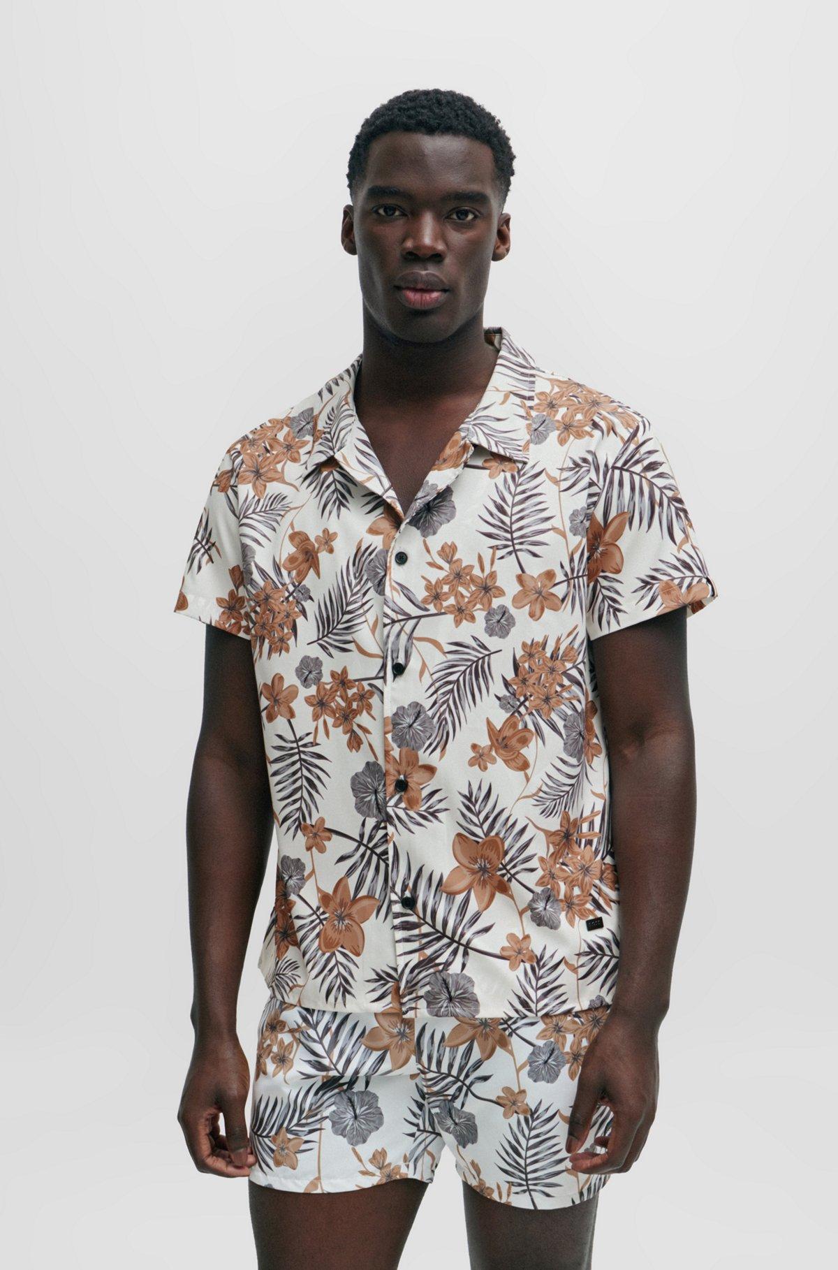 Regular-fit shirt with seasonal print Product Image
