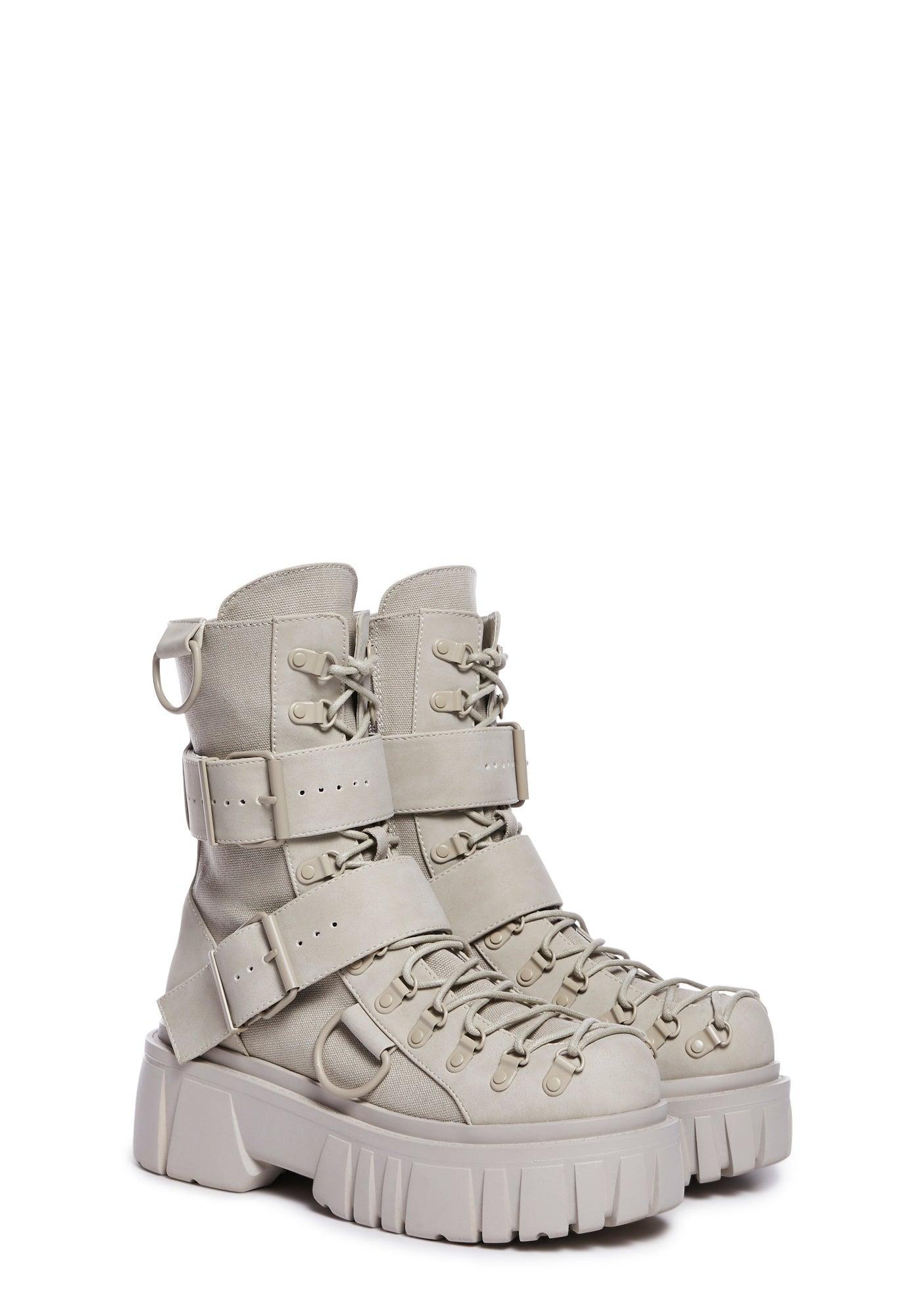 Low Traitor Boots - Light Gray Product Image