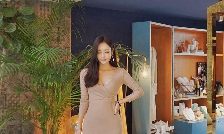 Long-Sleeve V-Neck Plain Ruched Buckled Mini Bodycon Dress Product Image