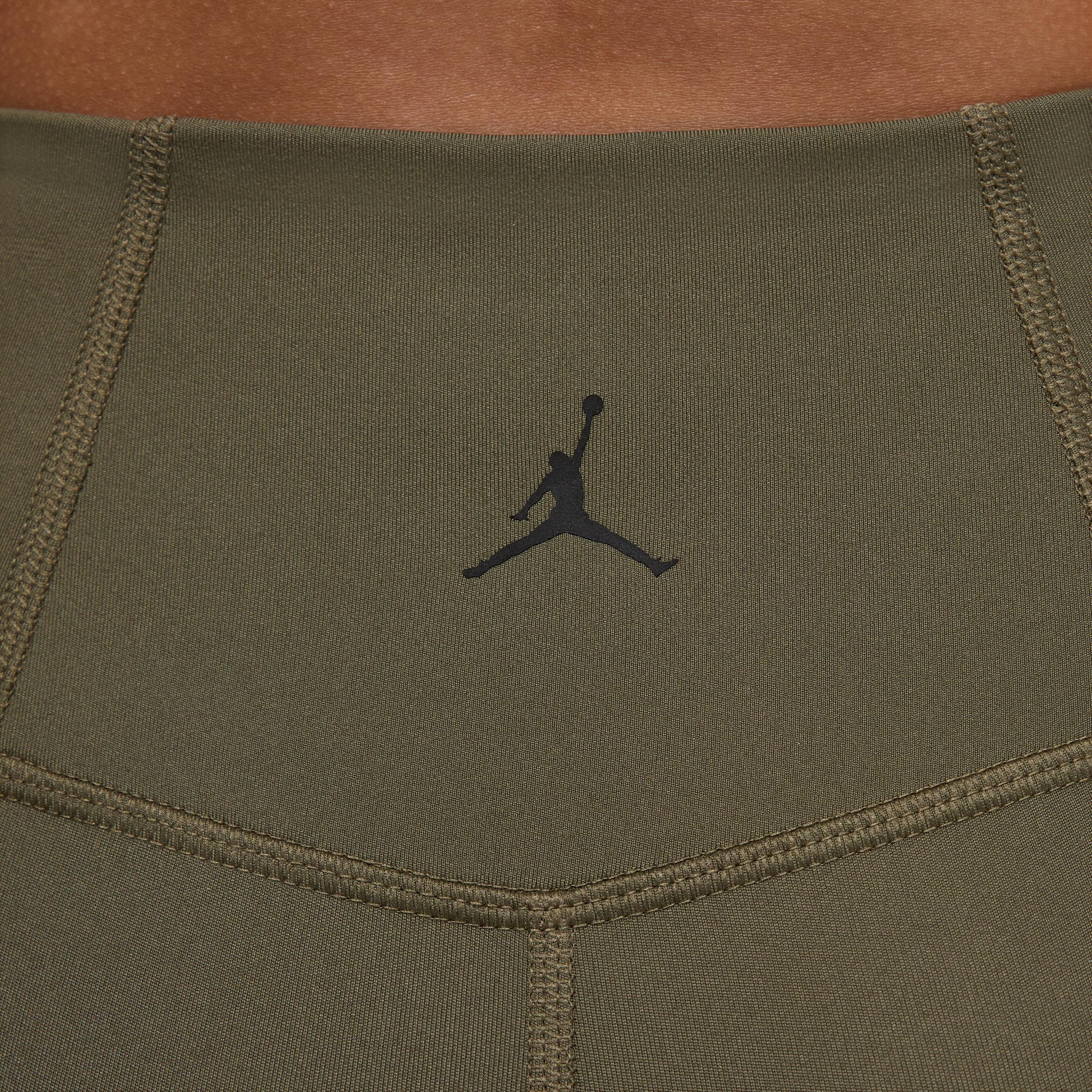 Women's Jordan Sport Leggings Product Image