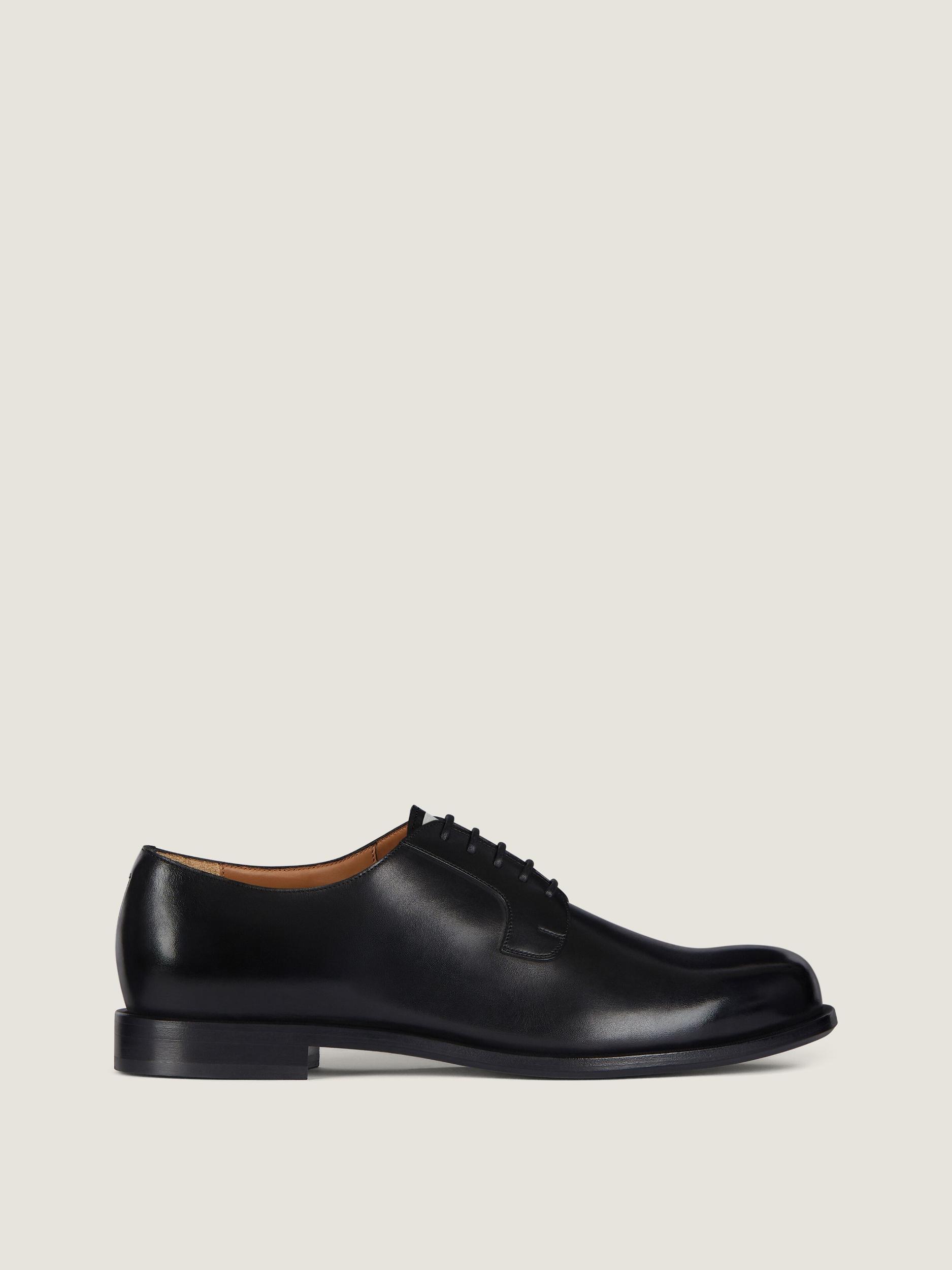 Label derbies in leather Product Image