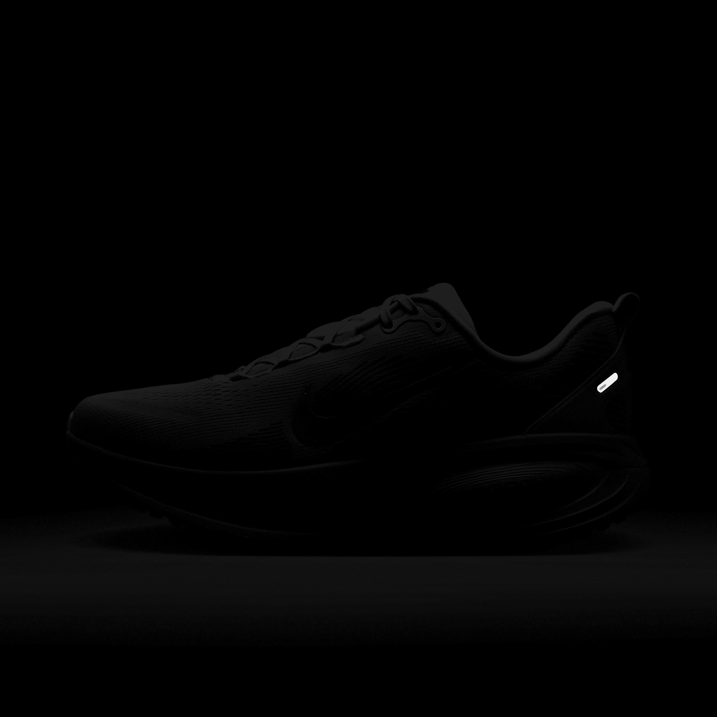 Nike Men's Vomero 18 Road Running Shoes Product Image