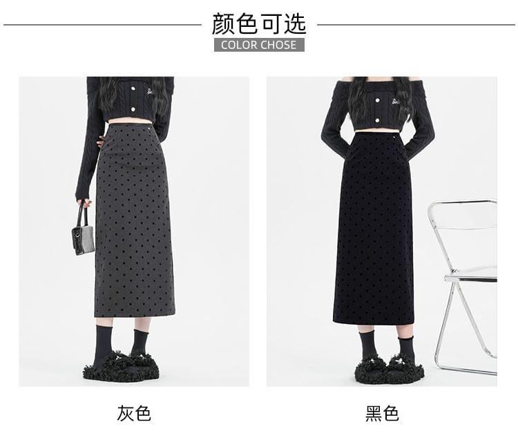 High Rise Dotted Midi A-Line Skirt Product Image