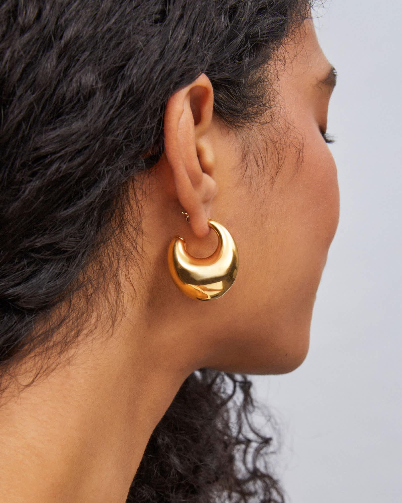 Raylyn Hoop Earrings in 18k Gold Vermeil Product Image