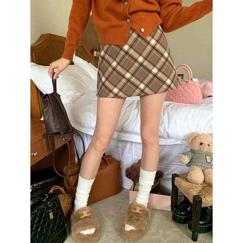 High Rise Plaid Mini Skirt Product Image