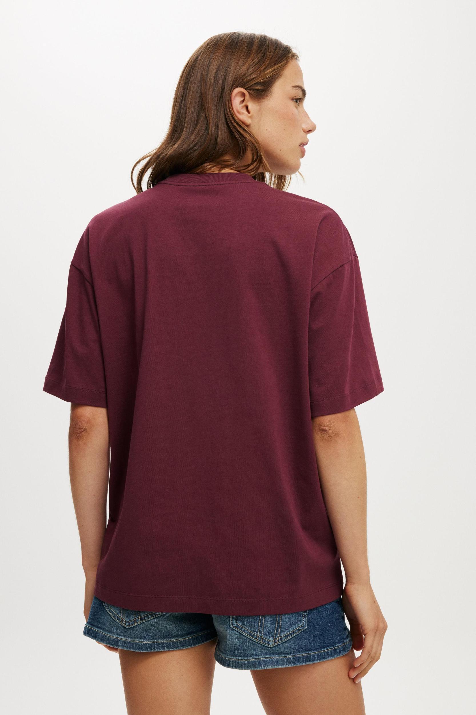 The Boxy Graphic Tee Product Image