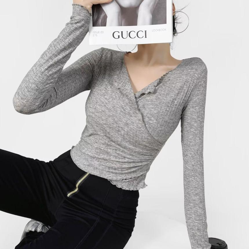 Long-Sleeve Plain Asymmetrical Lettuce Edge Ribbed Cropped Tee Product Image