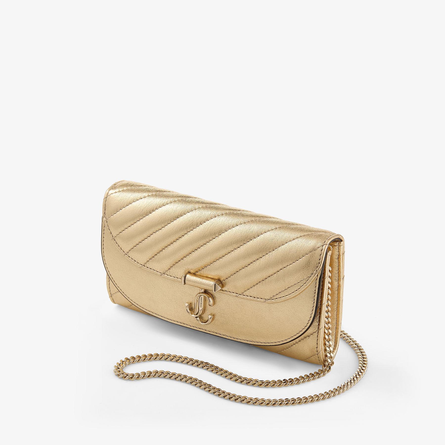 Curve Wallet With Chain Product Image